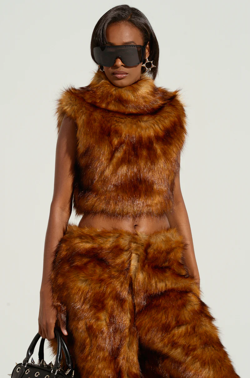 WILD CHILD CROPPED FUR VEST - Image 2