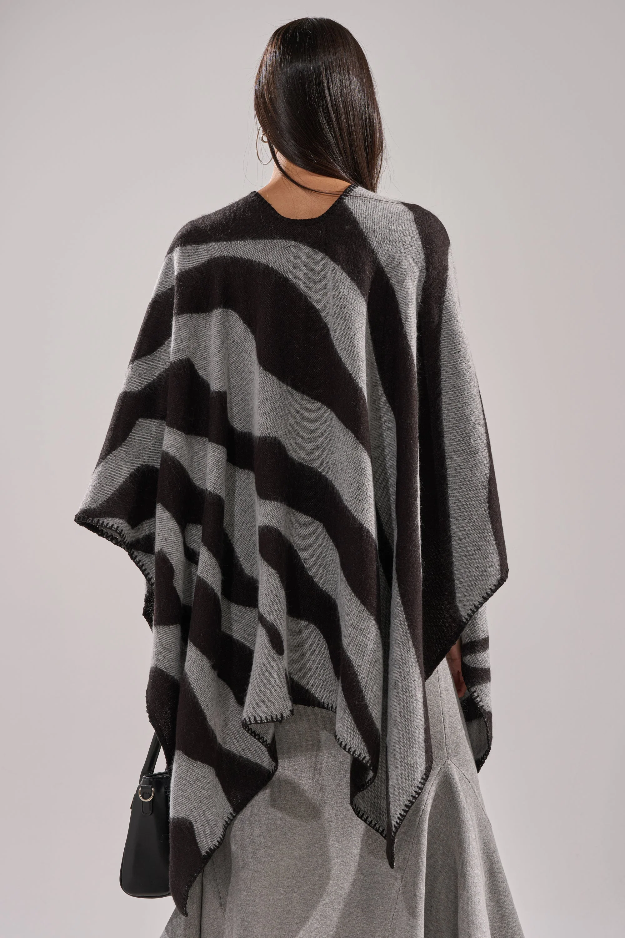 WILD CHILD KNIT PONCHO - Image 5