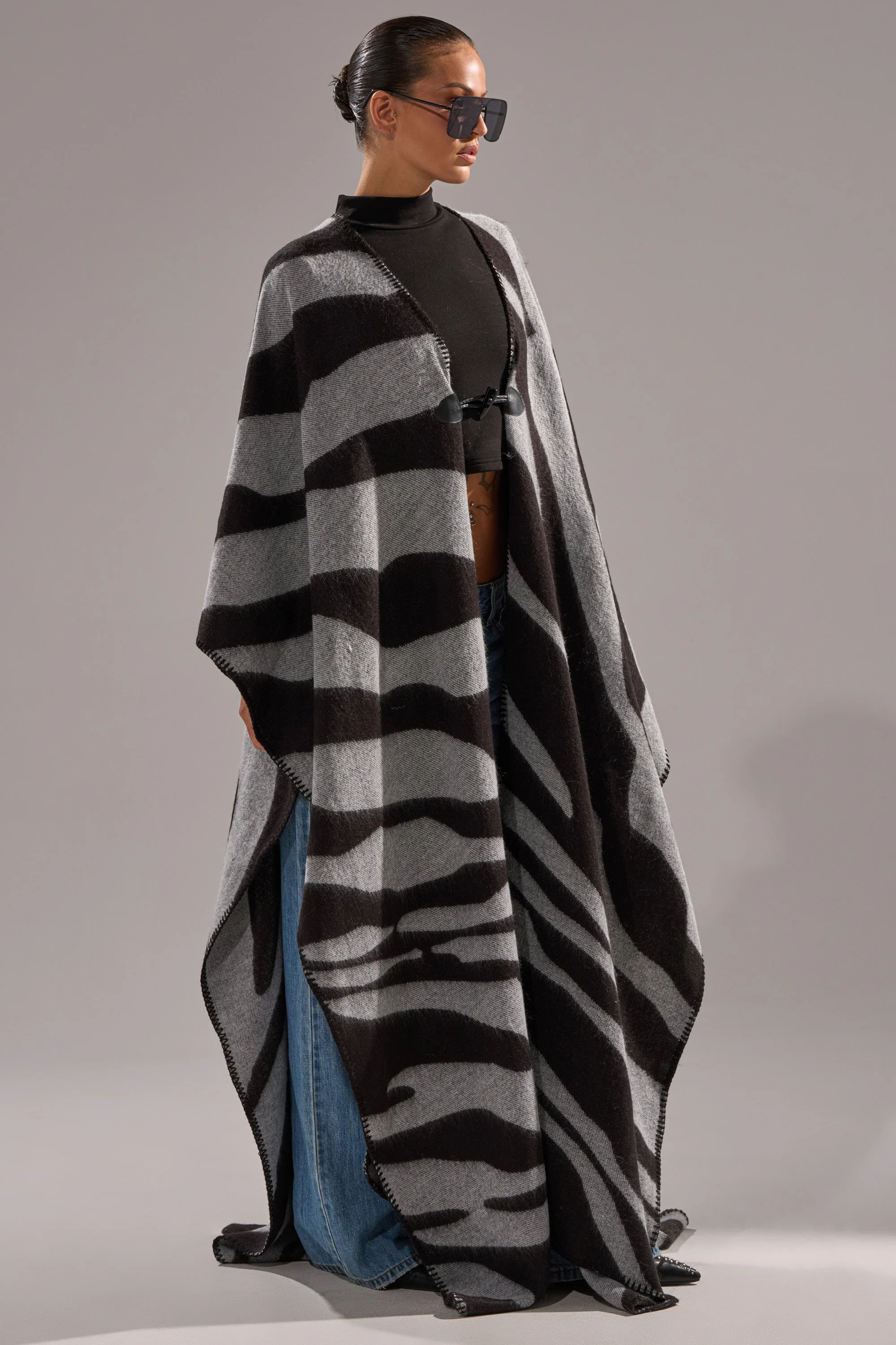 WILD ONE KNIT MAXI PONCHO - Image 3