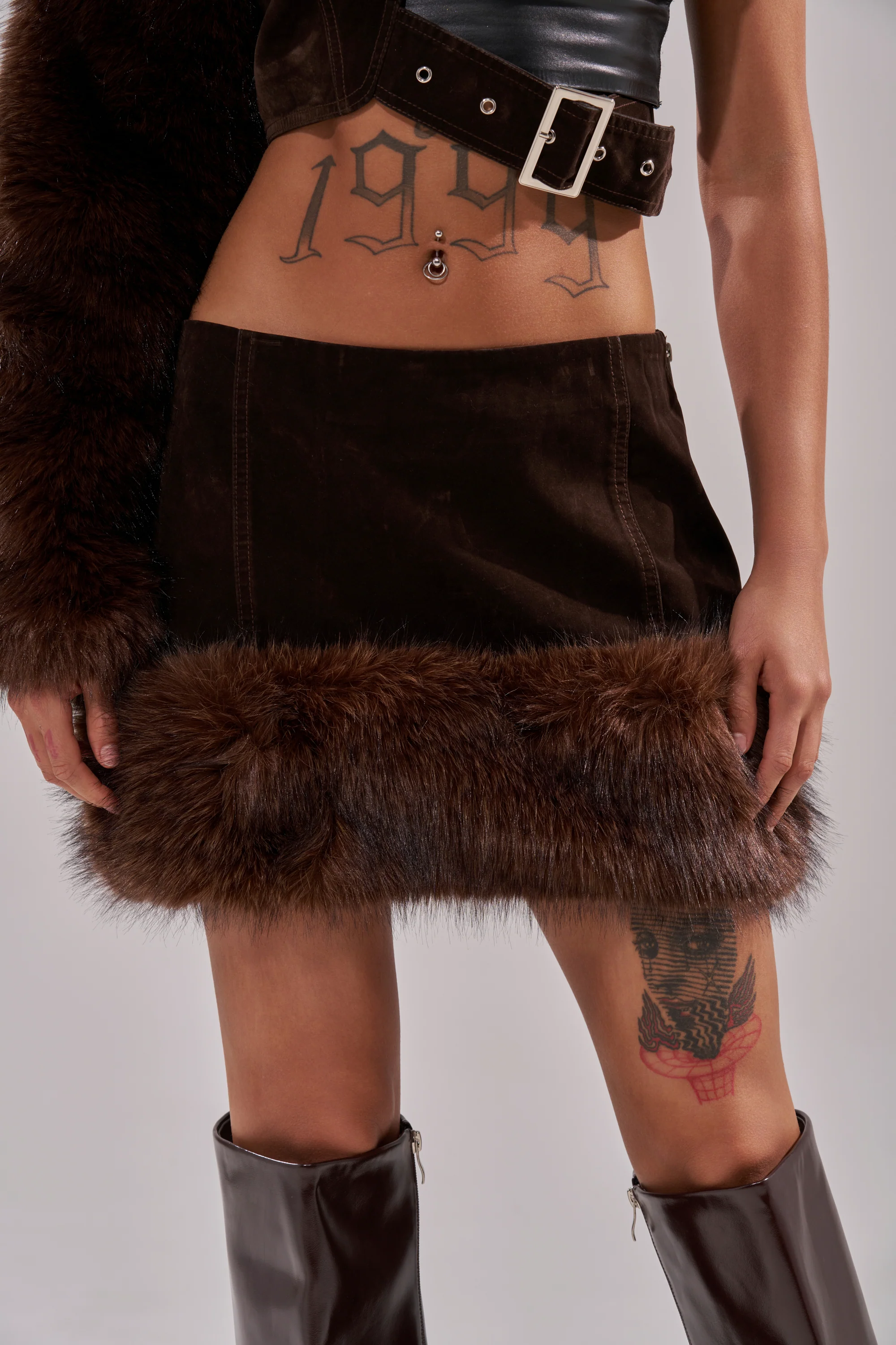 WILD SIDE FUR TRIM MINI SKIRT - Image 2