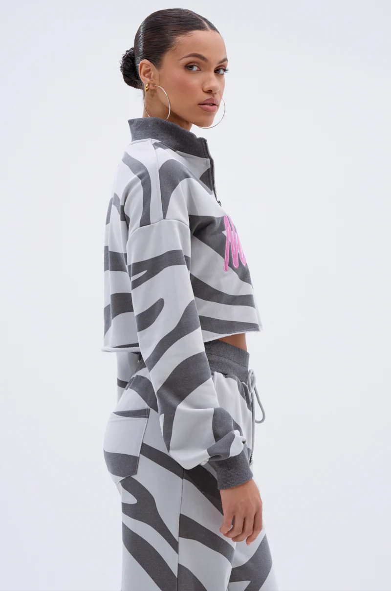 WILD THINGS SWEATSHIRT - Image 3