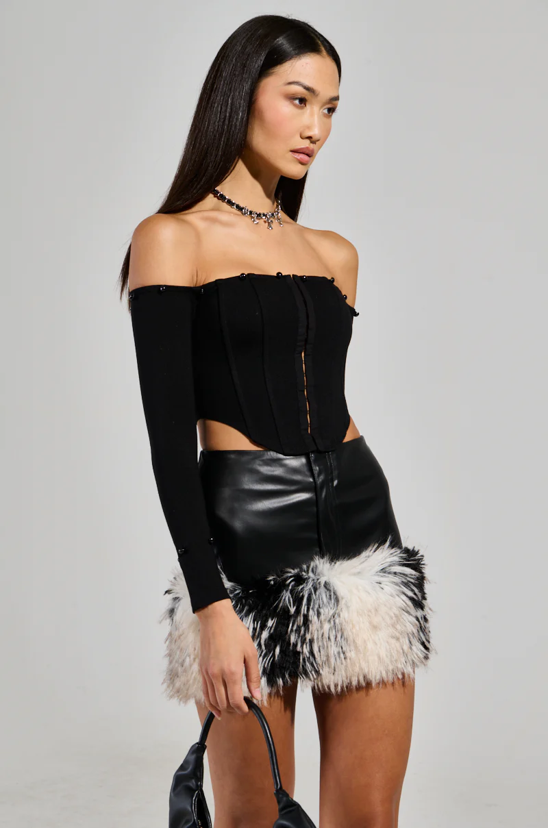 WINTER BAE OFF THE SHOULDER CORSET - Image 2