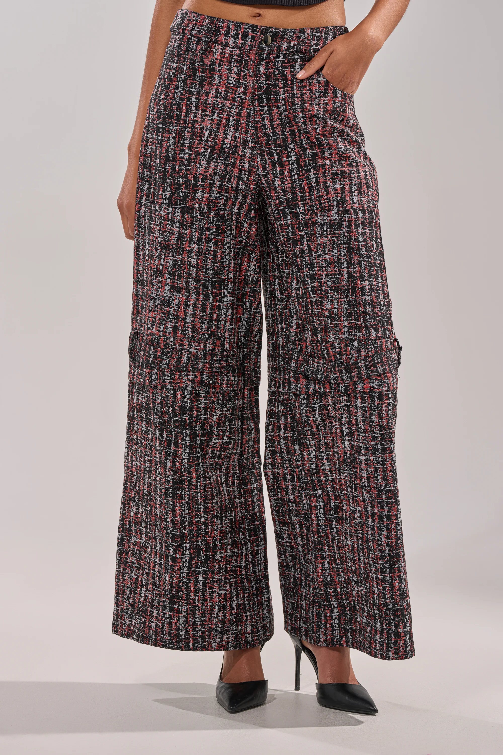 WORK IT FAUX LEATHER PLAID TROUSER - Image 2