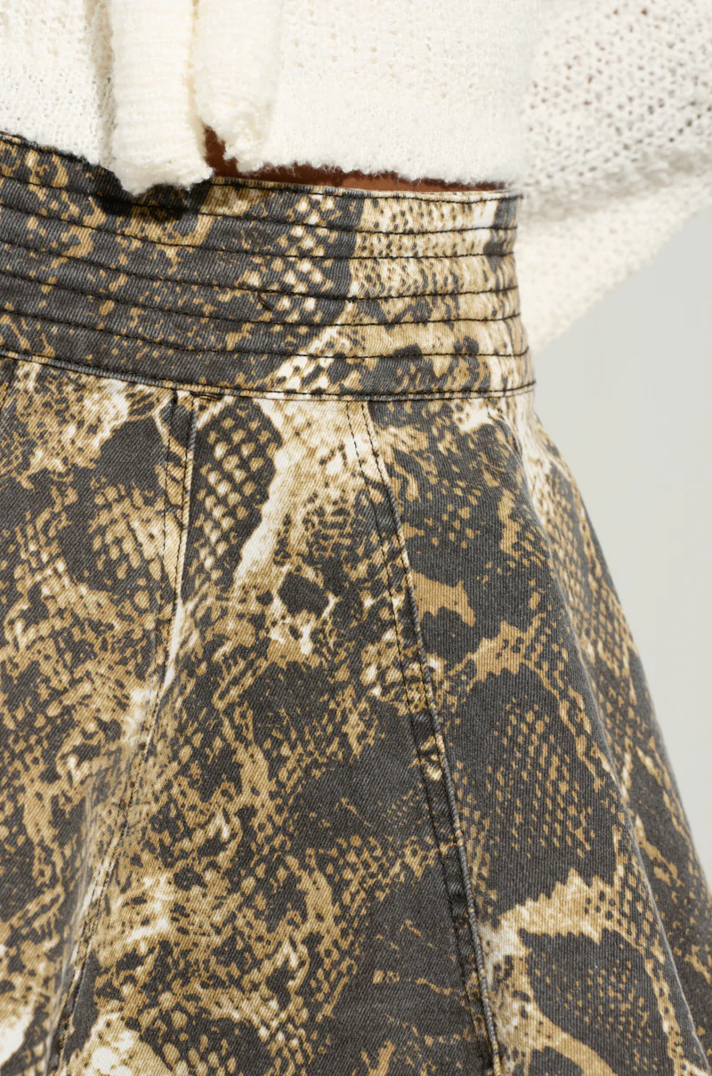 WORST INTENTIONS MINI SKIRT - Image 7