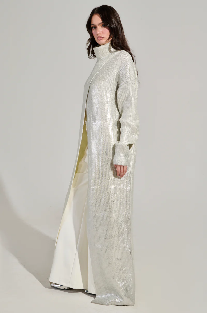 WORTHY OF LOVE LONG SLEEVE METALLIC SWEATER IN SILVER - Image 4