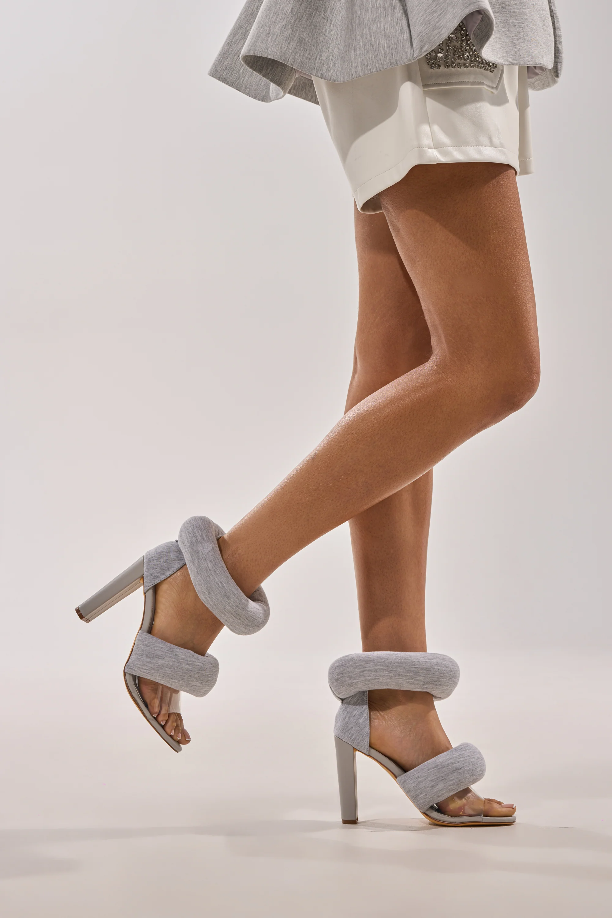 YANIX GREY PUFF SLIP ON SANDAL - Image 3