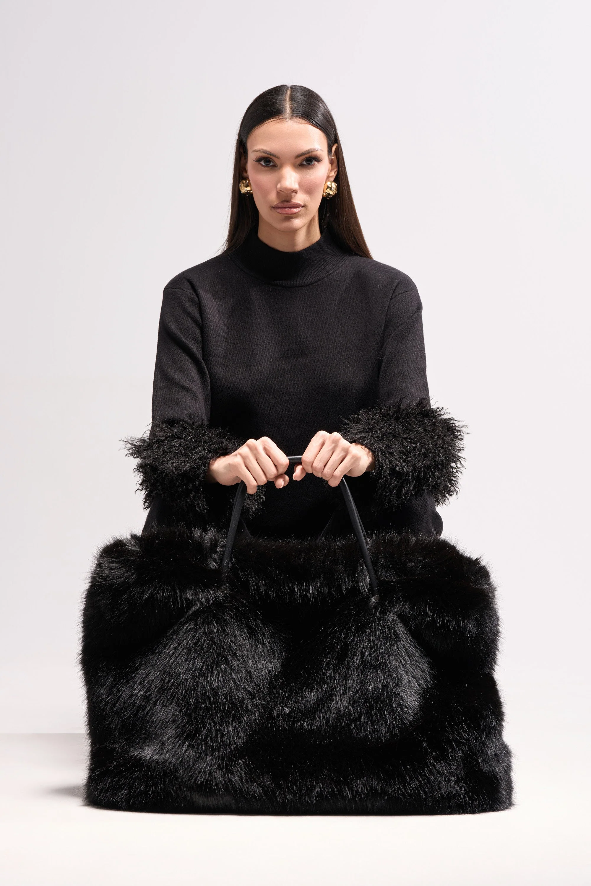 YETI LARGE FAUX FUR TOTE IN BLACK