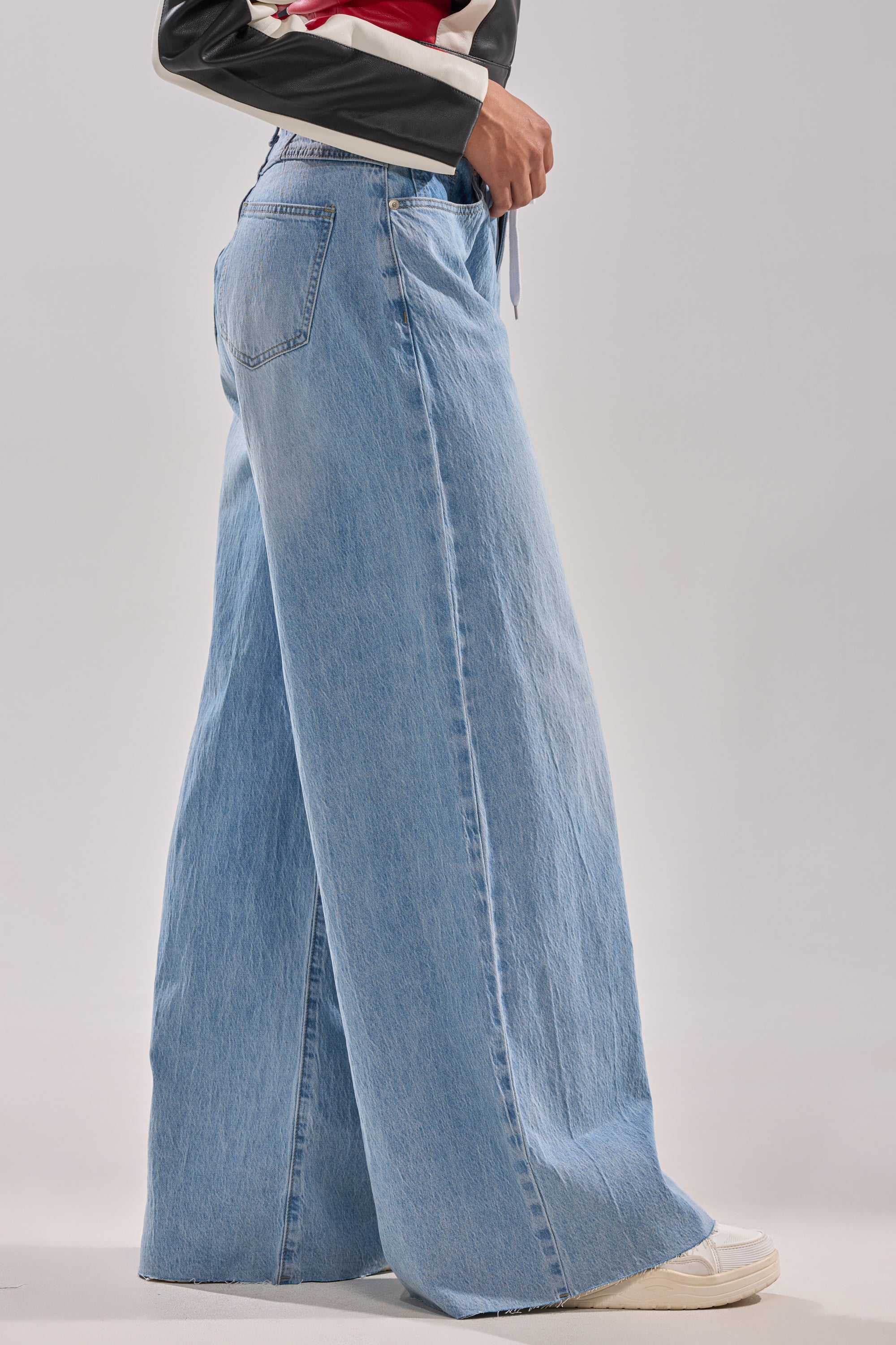 YOU BET DRAWSTRING WIDE LEG JEANS - Image 3