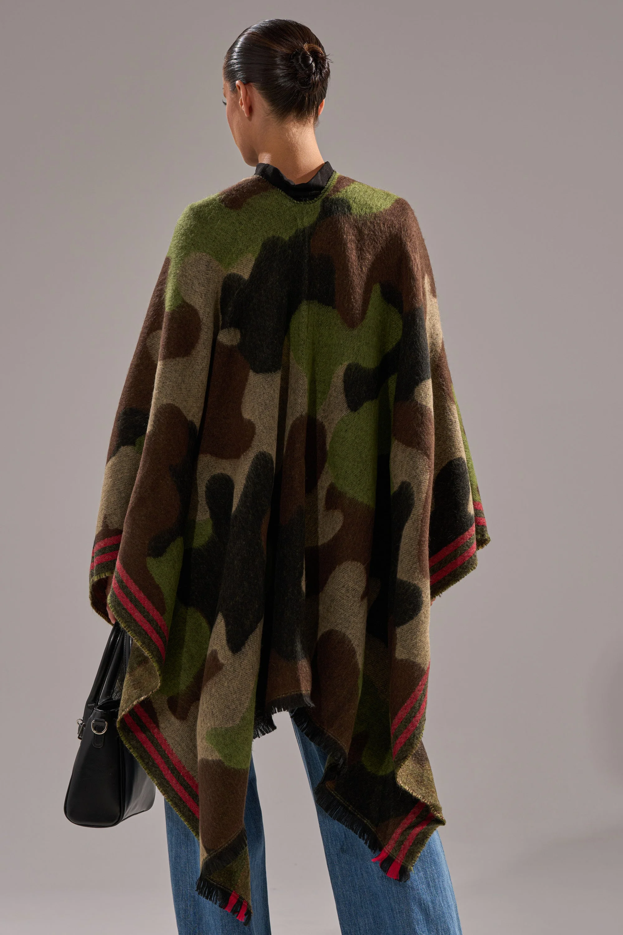 YOU CAN'T SEE ME CAMO PONCHO - Image 4