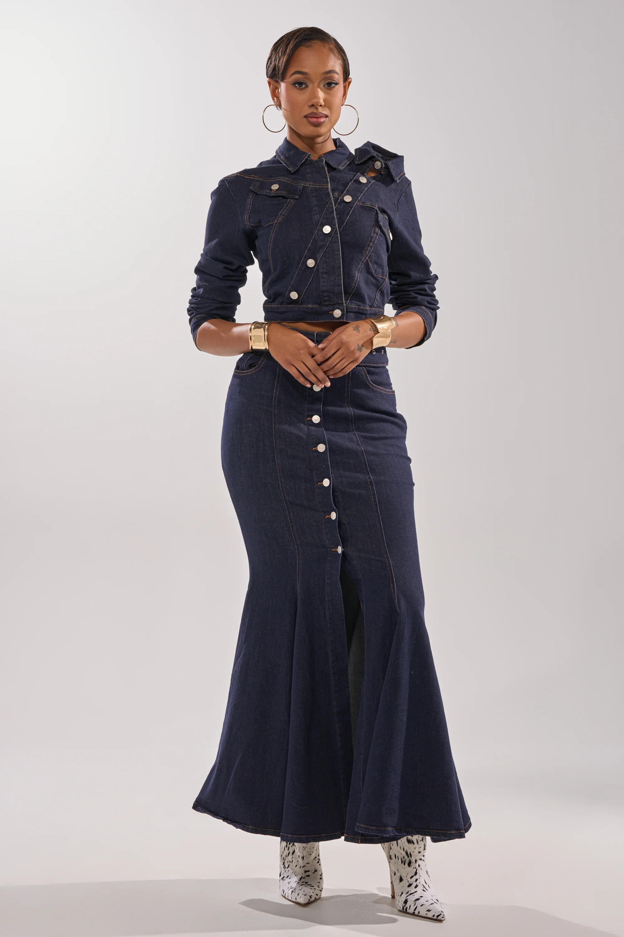 YOU GOT ME SPINNING DENIM MAXI SKIRT