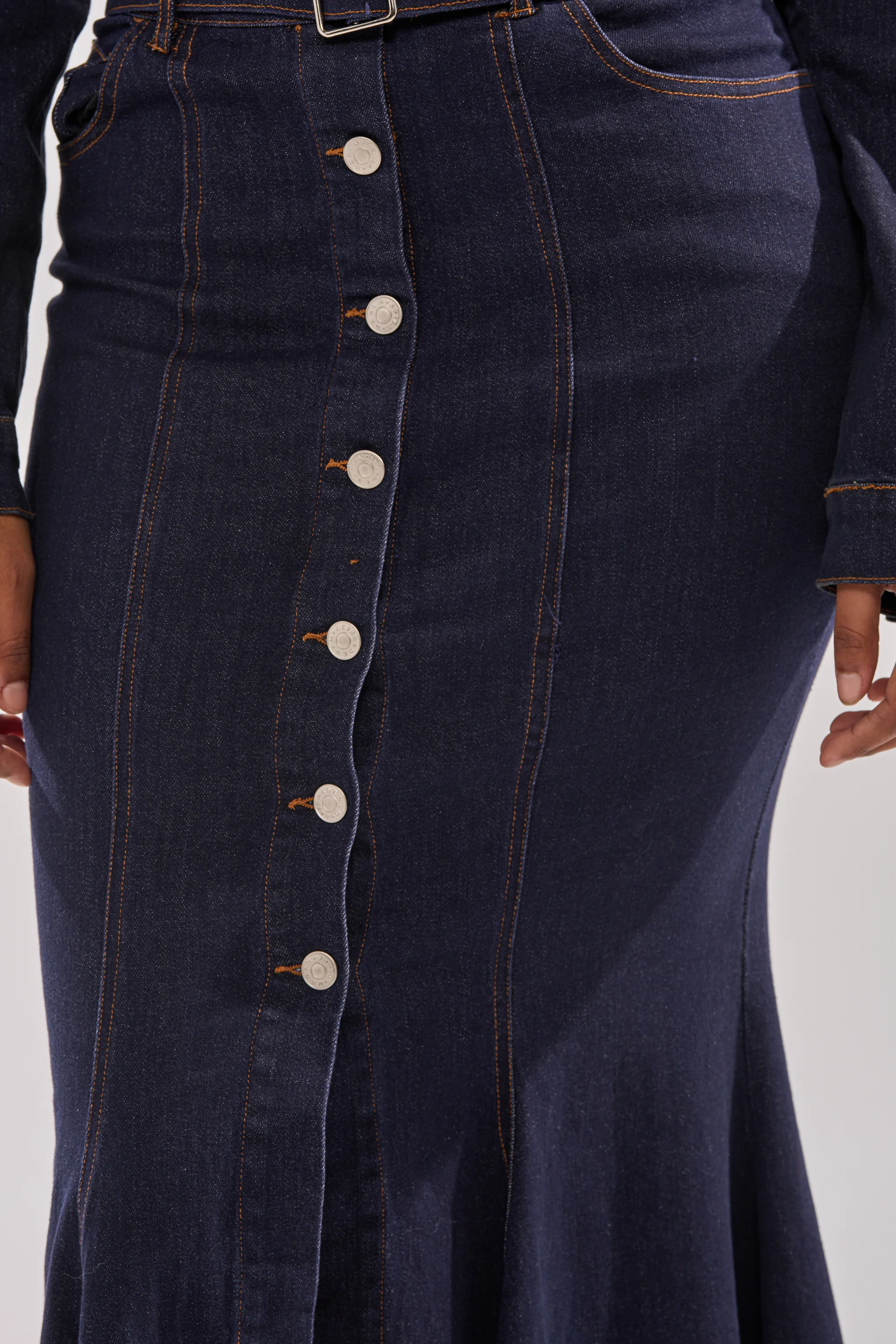 YOU GOT ME SPINNING DENIM MAXI SKIRT - Image 7