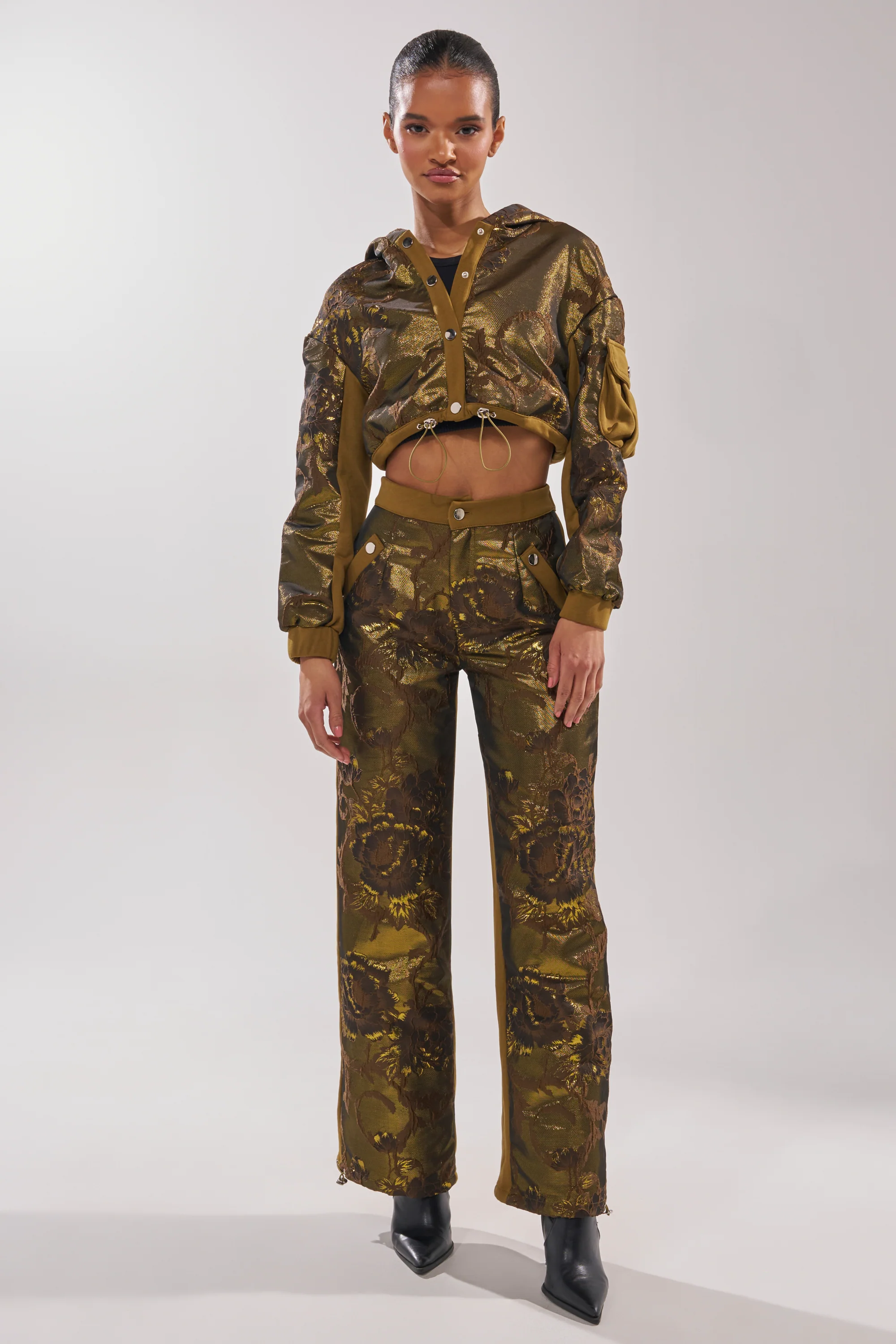 YOU KNOW IT BABY CROP BUTTON DOWN - Image 7