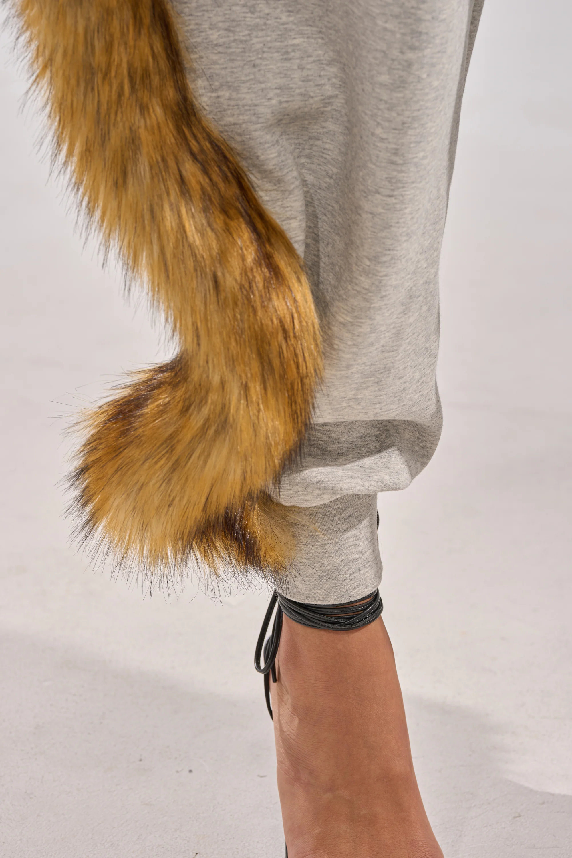 YOU WISH JUMPSUIT WITH FUR ACCENTS - Image 10