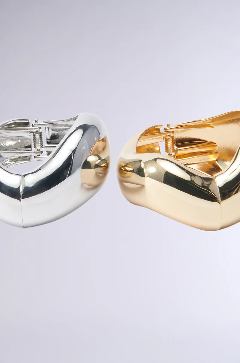 YOUR ICON BRACELET CUFF SET - Image 4