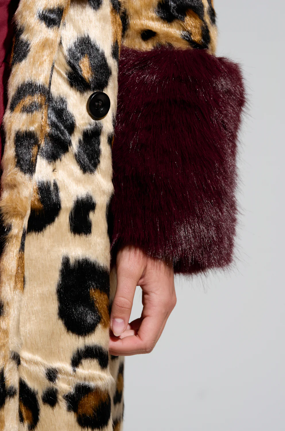 ZAHIRA FAUX FUR TRENCH - Image 7