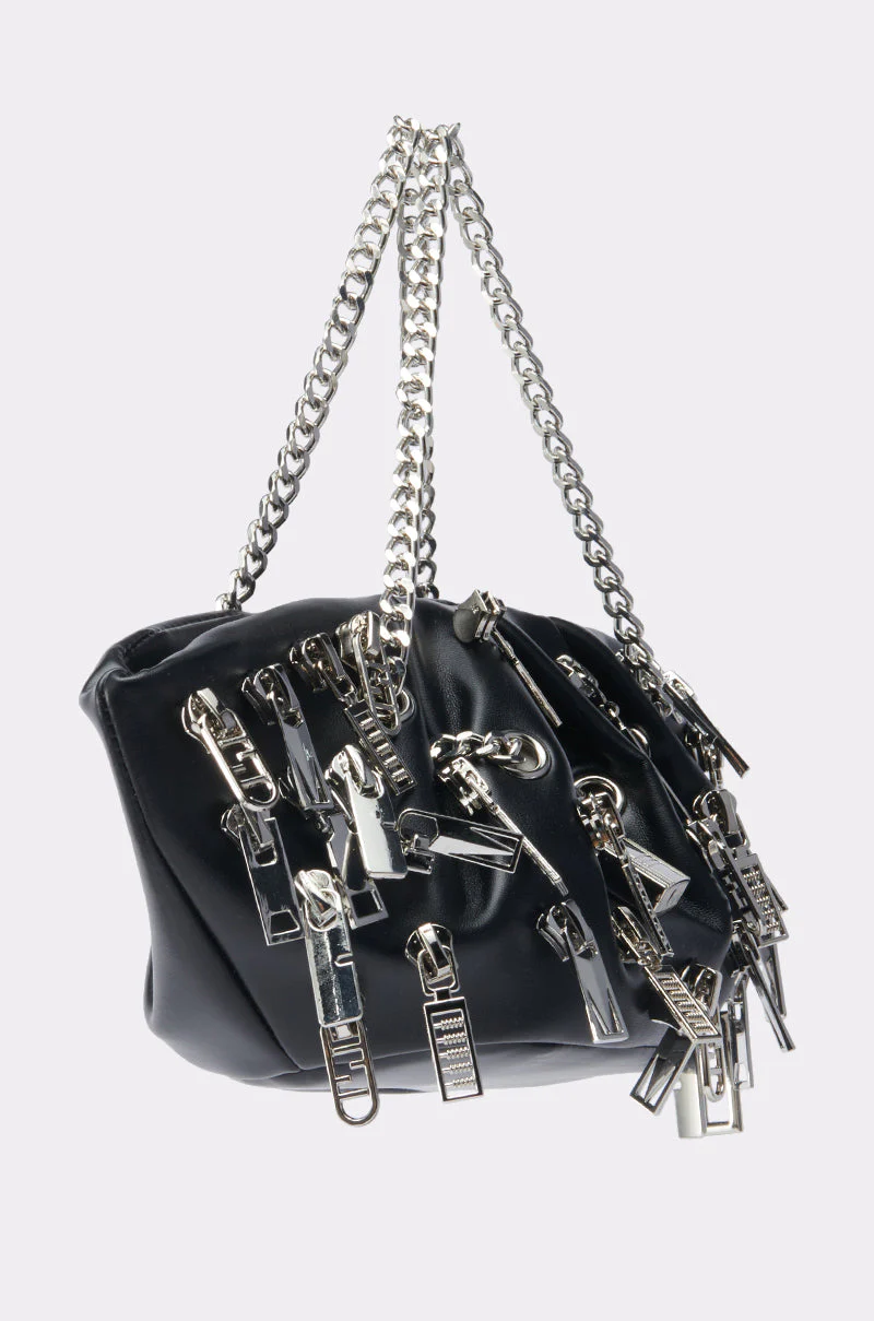 ZIP IT CHARM PURSE - Image 3