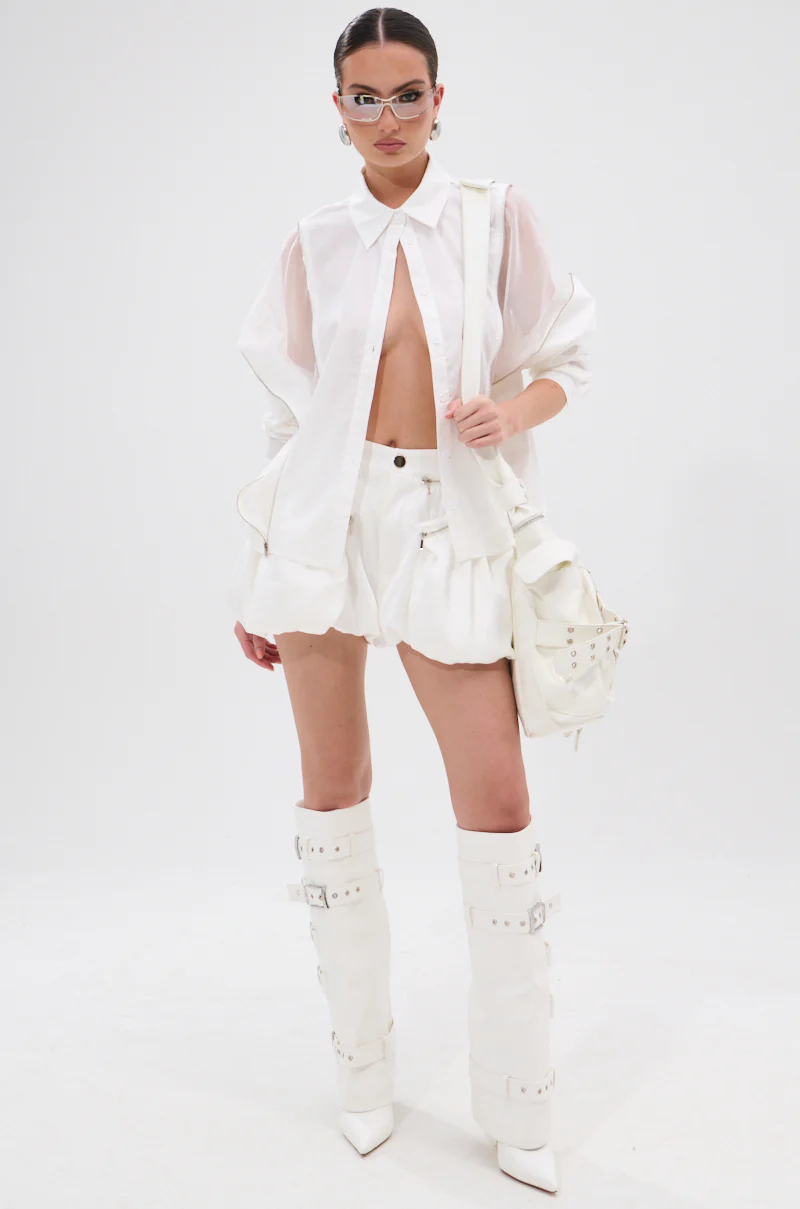ZIPPED UP BUBBLE SHORT IN IVORY - Image 7